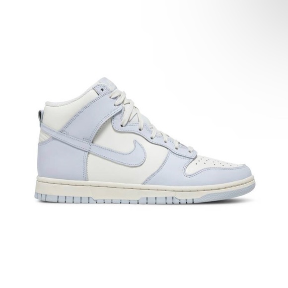 Women’s Nike Dunk High ‘Football Grey’ - Picture 8 of 8